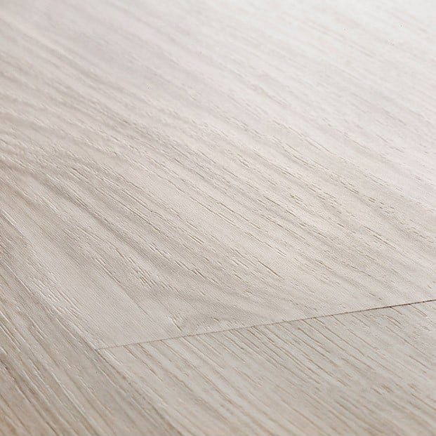 Eligna Light Grey Varnished Oak - Image 3