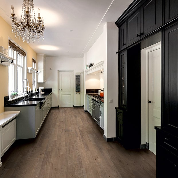 Variano Royal Grey Oak Matt Lacquer - Image 4
